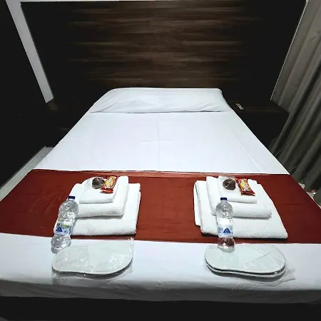 5mins From The Beach,10mins From Lc Airport Aurelia Lejlighed Larnaca