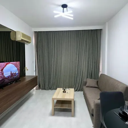 アパート 5mins From The Beach,10mins From Lc Airport Aurelia ラルナカ