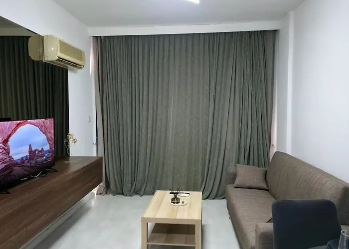 アパート 5mins From The Beach,10mins From Lc Airport Aurelia ラルナカ